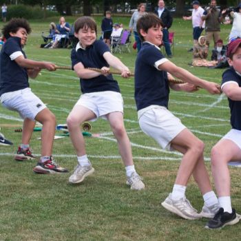 DSC2563tugofwar5motivationaladdress