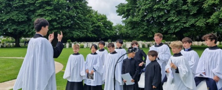 Worcester Chapel College Choir perform at the D-Day Commemorative Events in Normandy. 2025