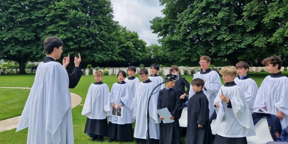 Worcester Chapel College Choir perform at the D-Day Commemorative Events in Normandy. 2025